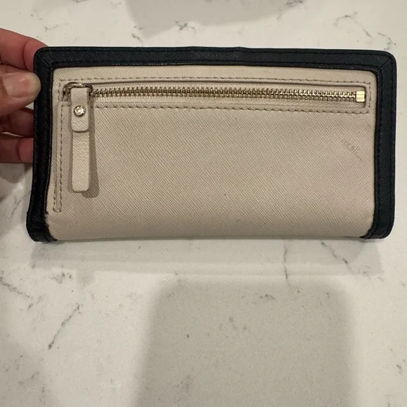 Kate Spade Black and Cream Bow Wallet - Picture 7 of 12